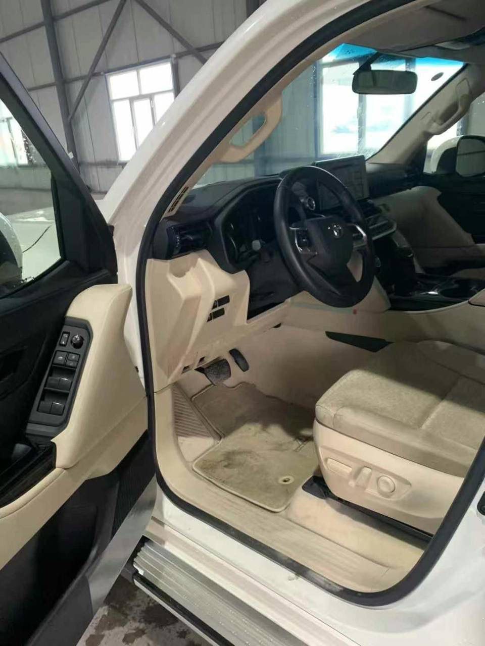 Toyota Land Cruiser 3.4 AT 70th Anniversary 3.4TT 4WD 2022 — изображение 7