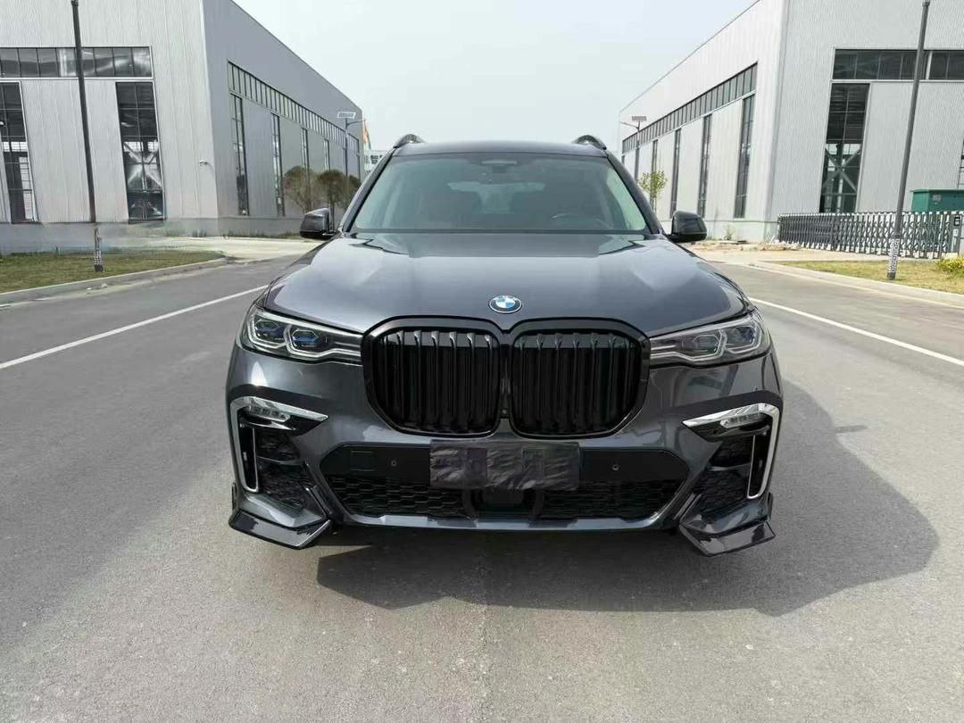 BMW X7 xDrive40i 3.0T 340 л.с. 4WD 2021 — изображение 3