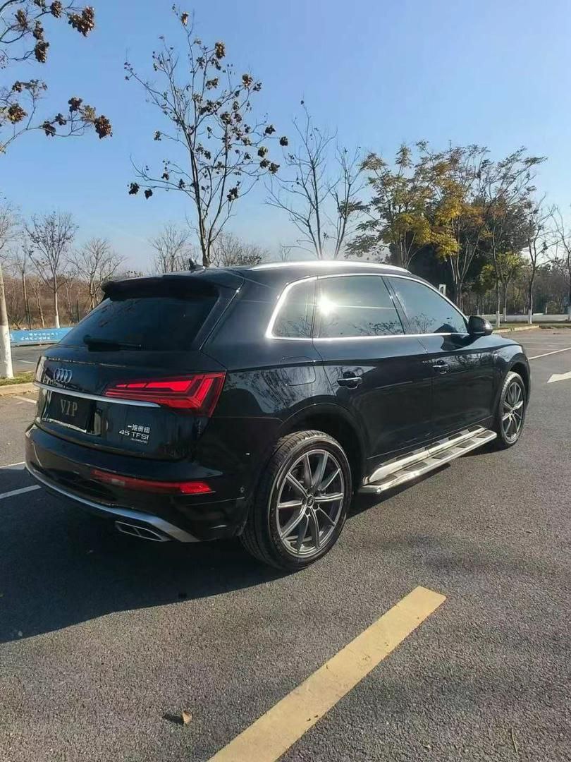 Audi Q5L 45TFSI Luxury Edition 2022 — изображение 6