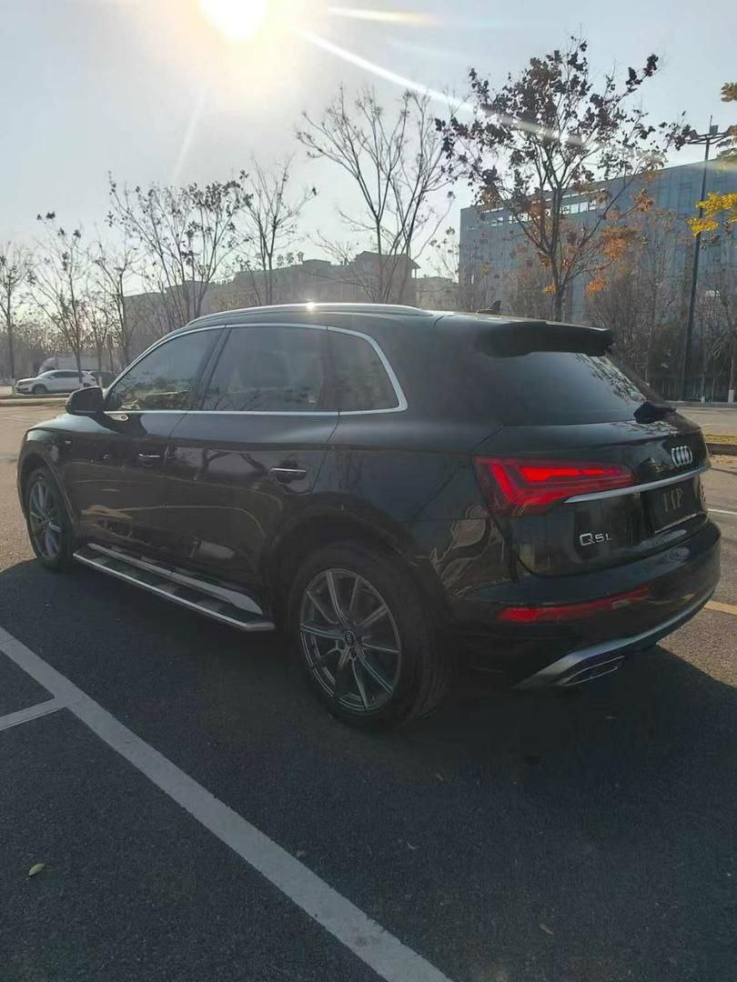 Audi Q5L 45TFSI Luxury Edition 2022 — изображение 4