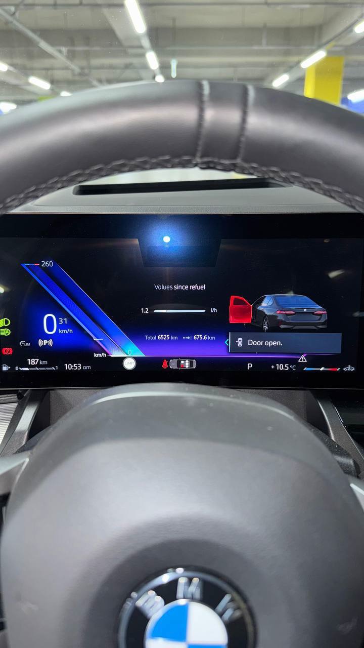 BMW 530i xDrive M/Sport 2024 — изображение 9