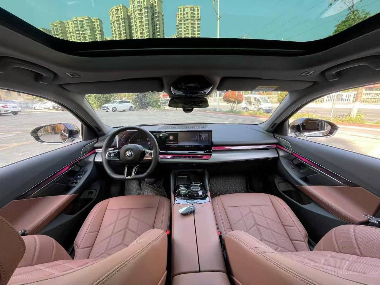 BMW 530Li Exclusive M Sport Package 2.0T 2024 — изображение 8