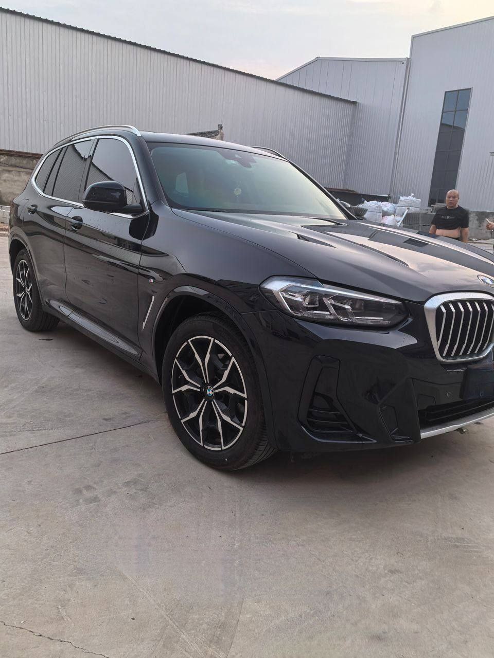 BMW X3 xDrive 25i 2022 — изображение 2