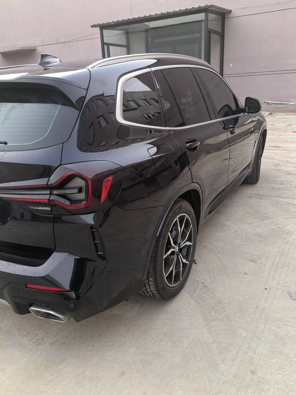 BMW X3 xDrive 25i 2022 — изображение 6