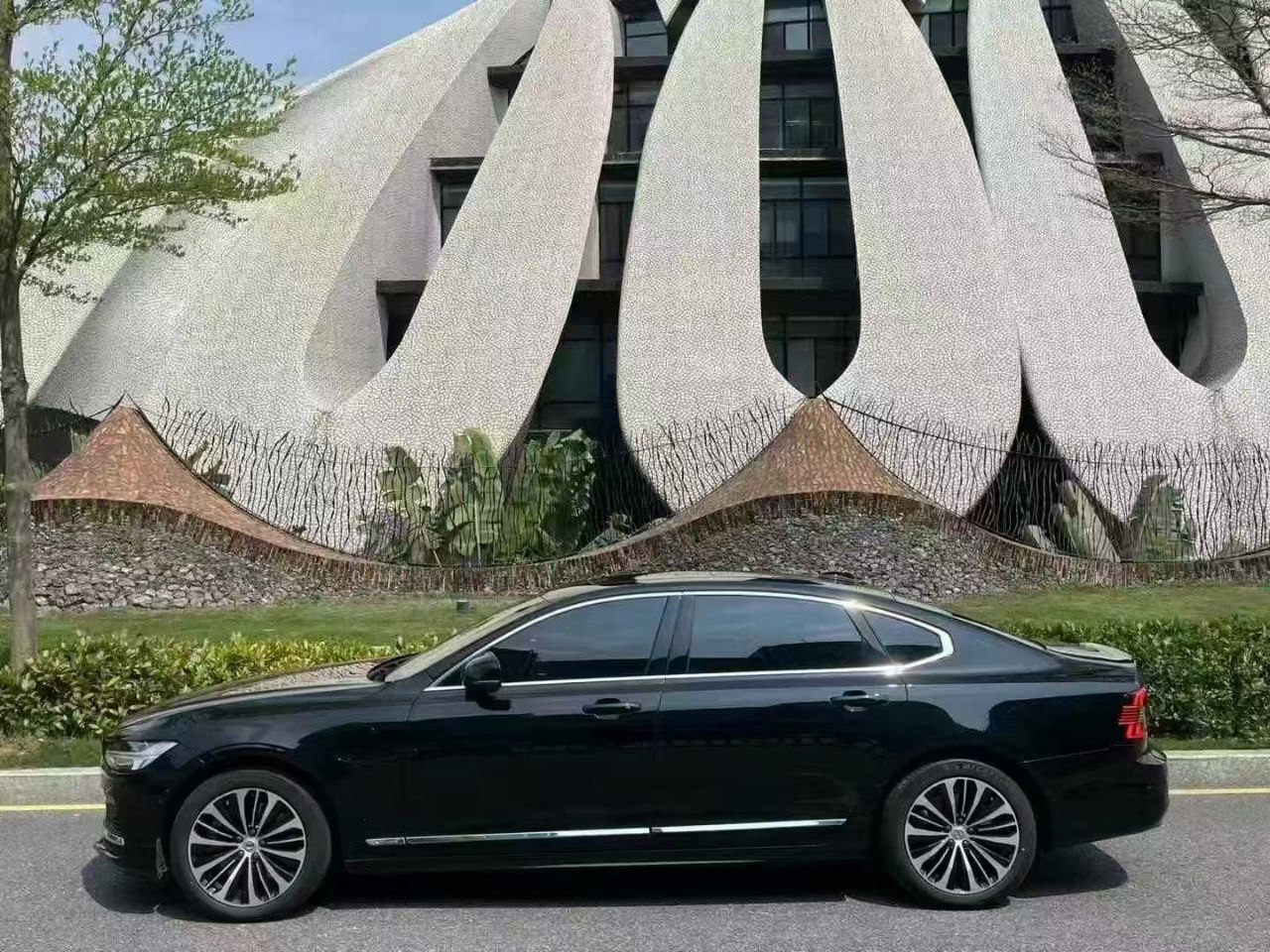 Volvo S90 PHEV 2022 — изображение 5