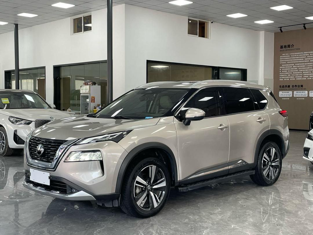 Nissan X-Trail 2021 — изображение 2