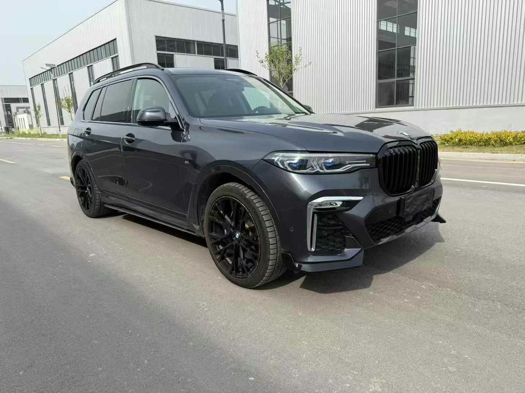 BMW X7 xDrive40i 3.0T 340 л.с. 4WD 2021