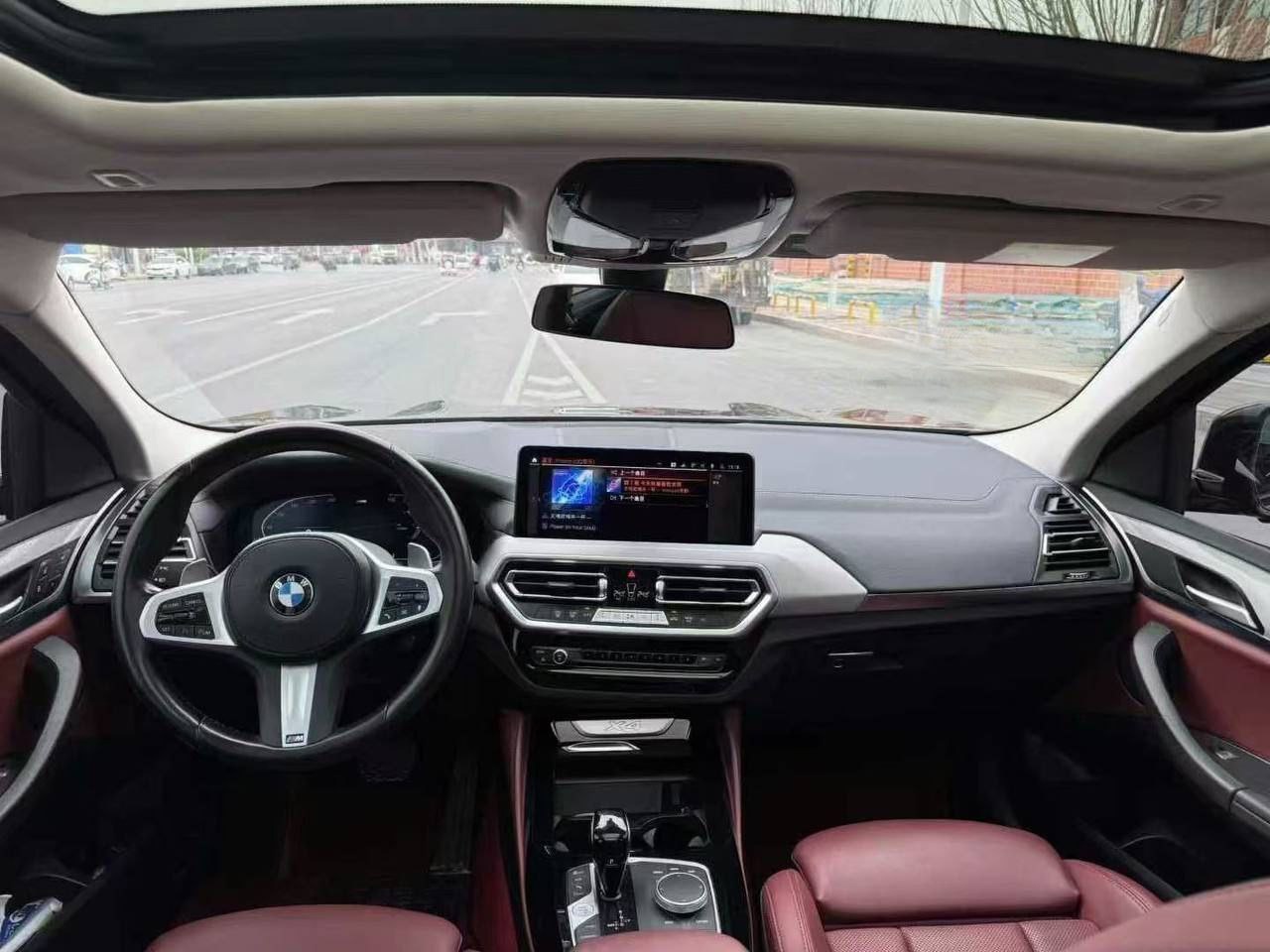 BMW X4 xDrive 30i 2.0T 254 л.с. M Sport 2022 — изображение 7