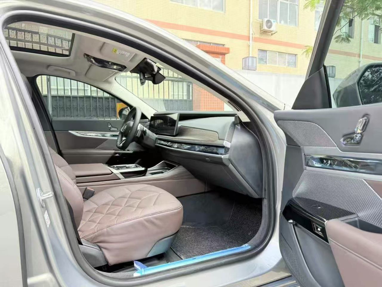 BMW 7 Series 735Li 2.0T 272 л.с. 2021 — изображение 6