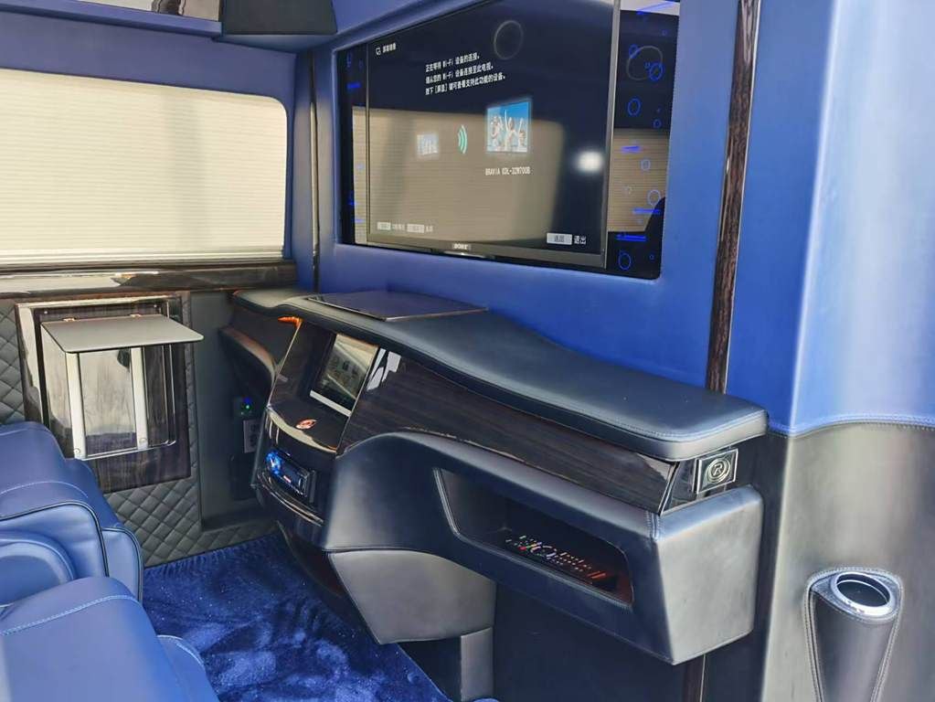 Volkswagen Caravelle TSI 2.0T 204 л.с. Luxury Edition 7 Seaters 2019 — изображение 9