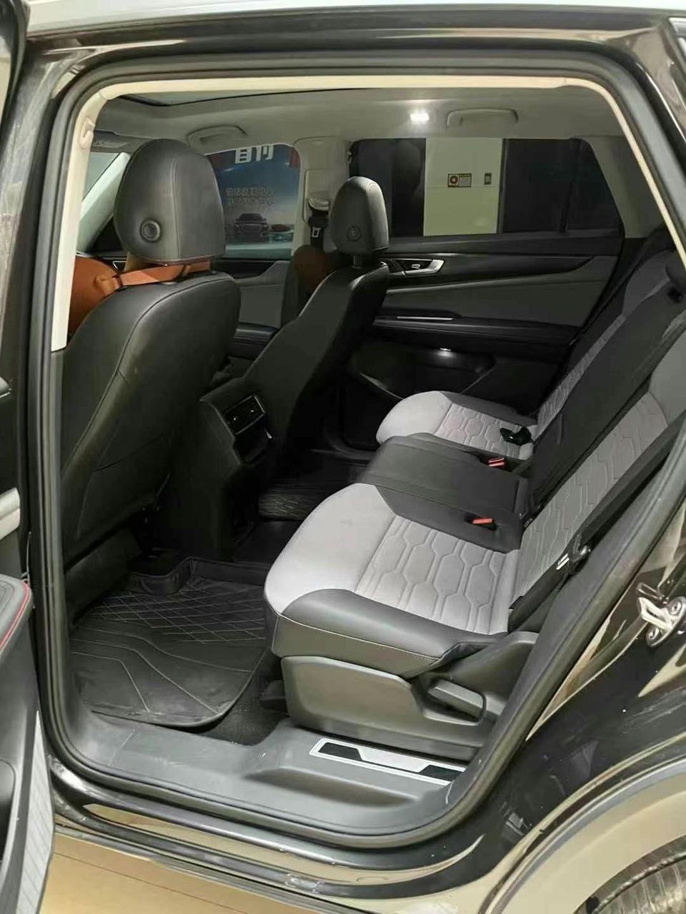 Volkswagen Teramont X 2.0T 4WD 2021 — изображение 6