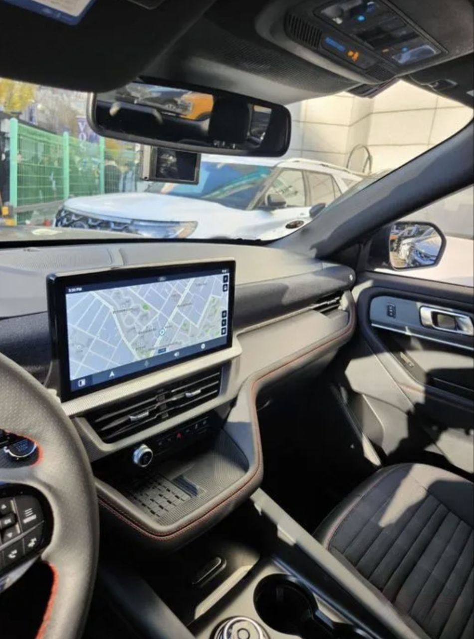 Ford Explorer 6th Generation (модель 2025) — изображение 4