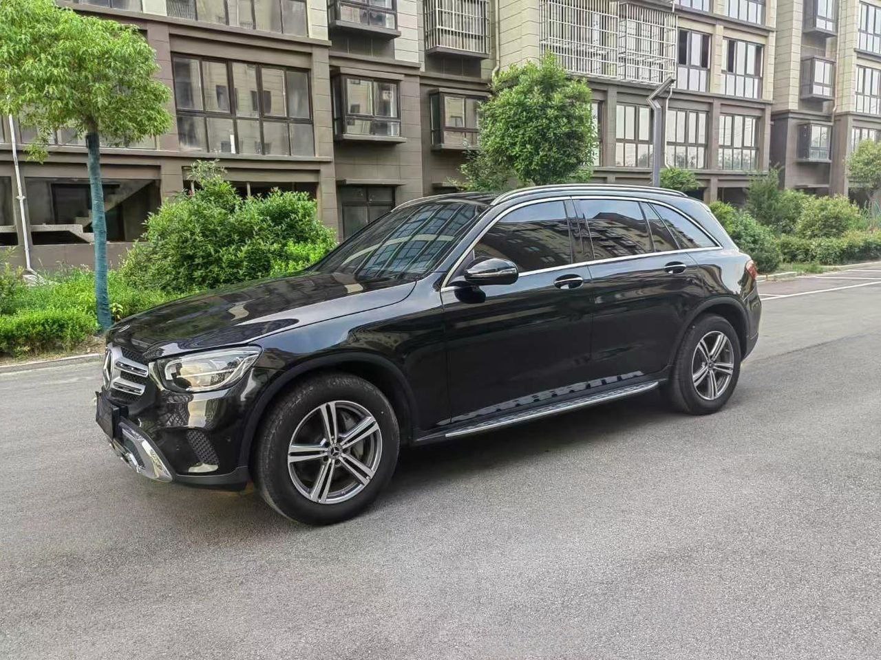 Mercedes-Benz GLC260L 2.0T 197 л.с. 4MATIC Dynamic Edition 2021