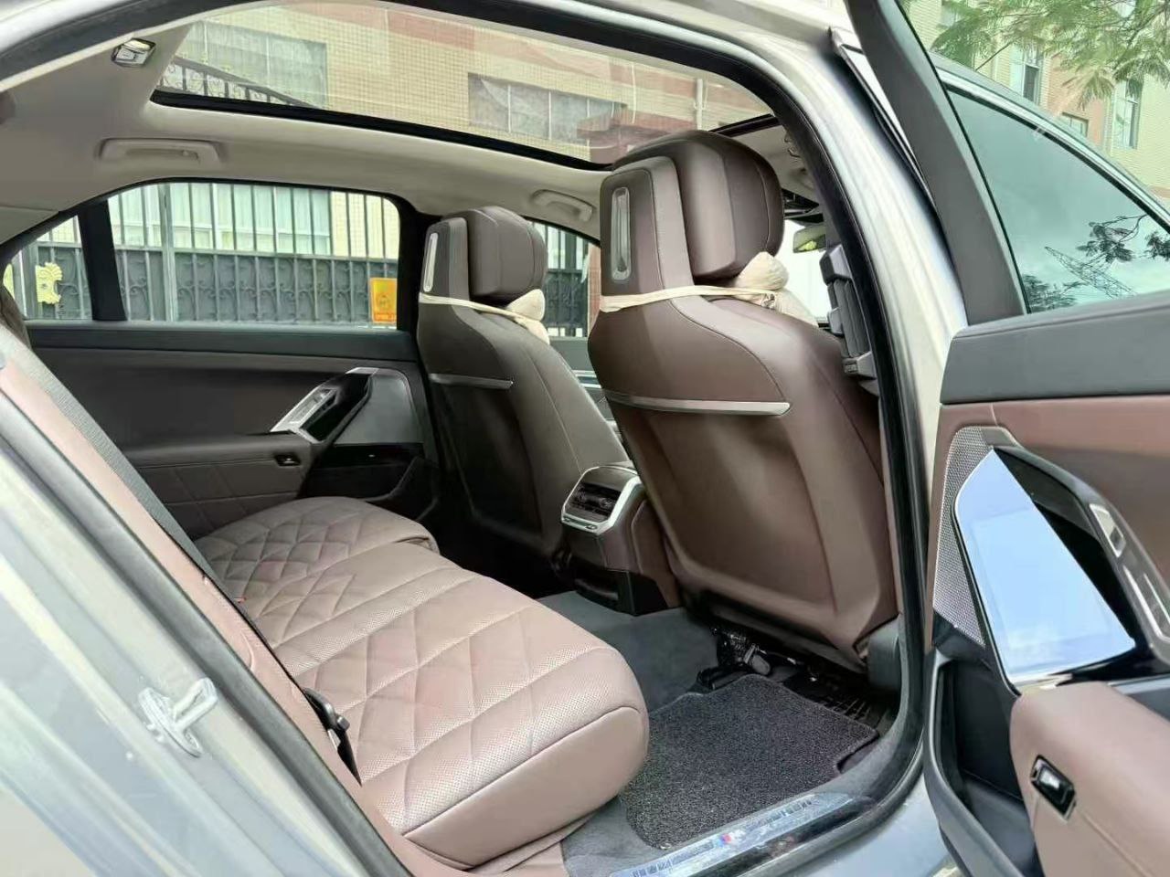 BMW 7 Series 735Li 2.0T 272 л.с. 2021 — изображение 7