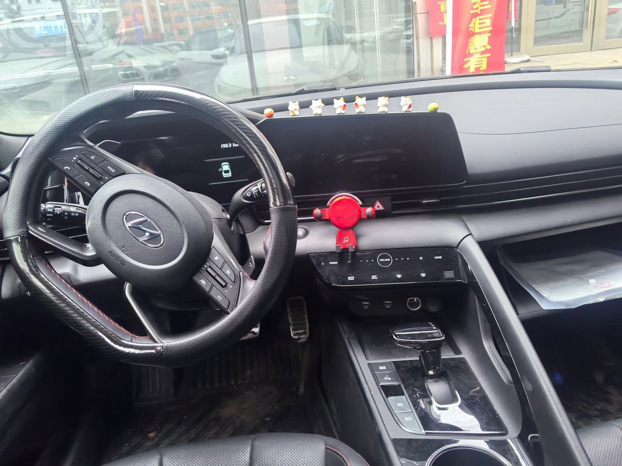 Hyundai Elantra 240TGDi DCT 2021 — изображение 3