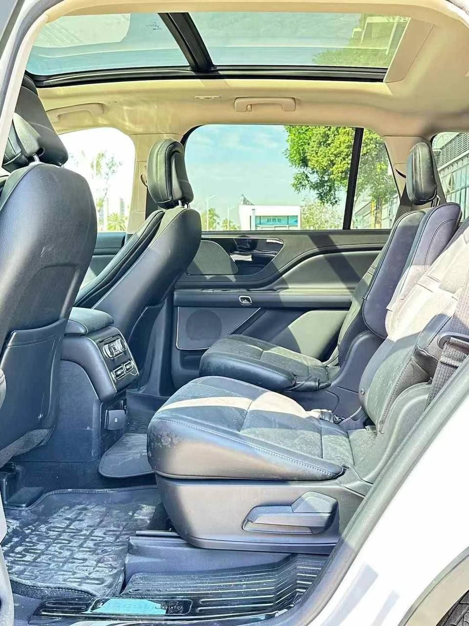 Lincoln Aviator 3.0T 4WD 2021 — изображение 9