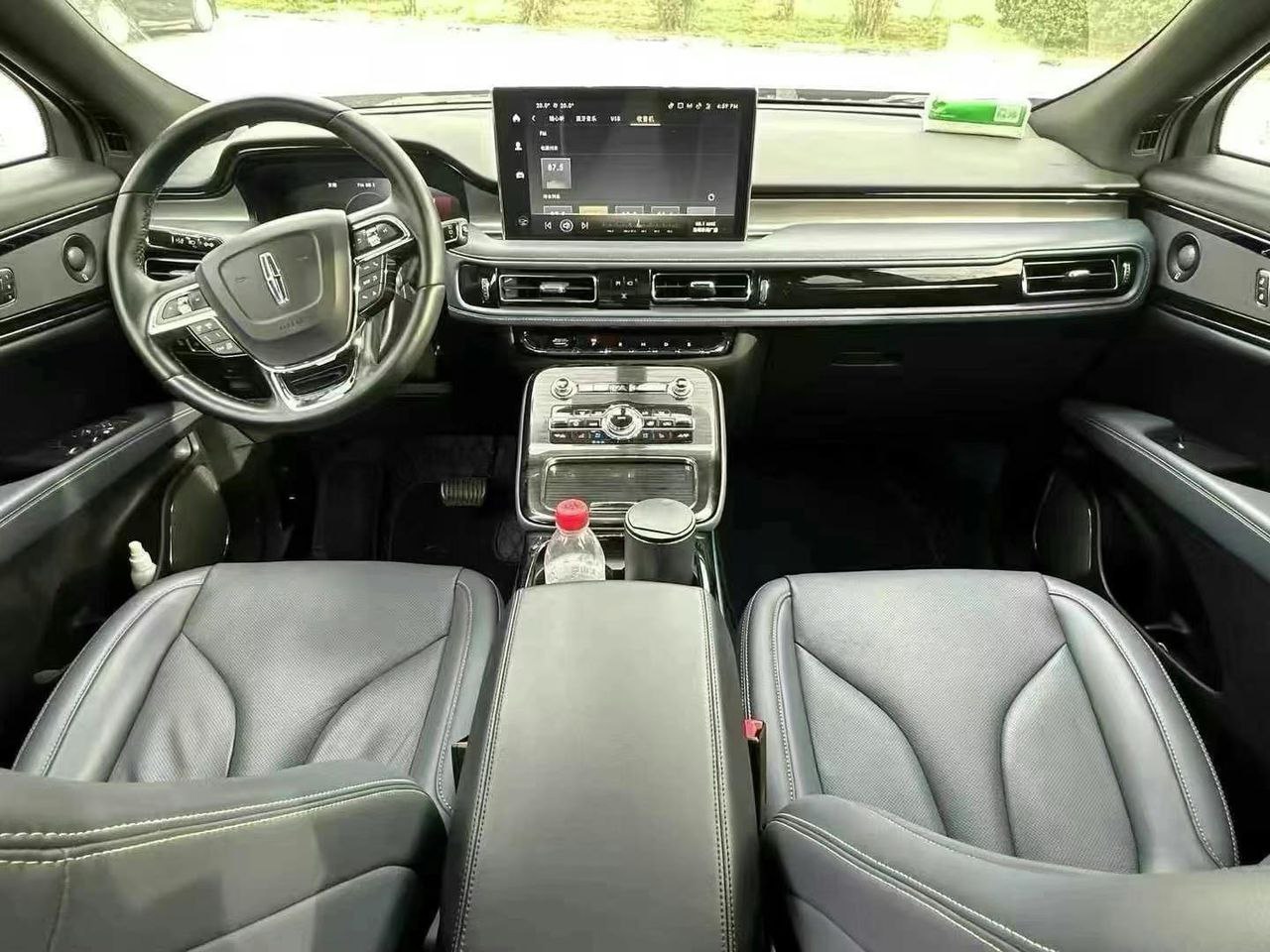 Lincoln Nautilus 2.0T 245 л.с. 4WD 2021 — изображение 6