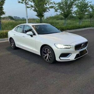 Volvo S60 B4 Sports 2.0T FWD 2023