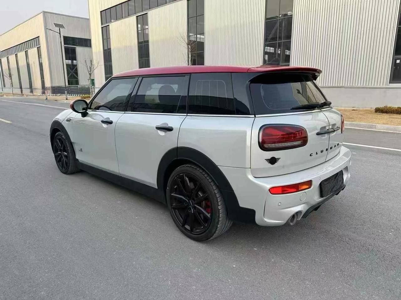 Mini Clubman JCW All4 2.0T 4WD 2021 — изображение 3