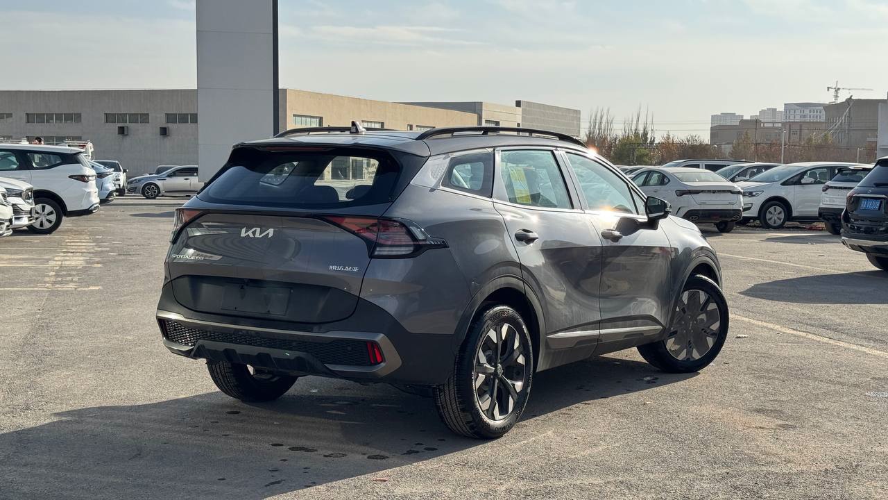Kia Sportage 2.0Т 4WD Flagship 2024 — изображение 2