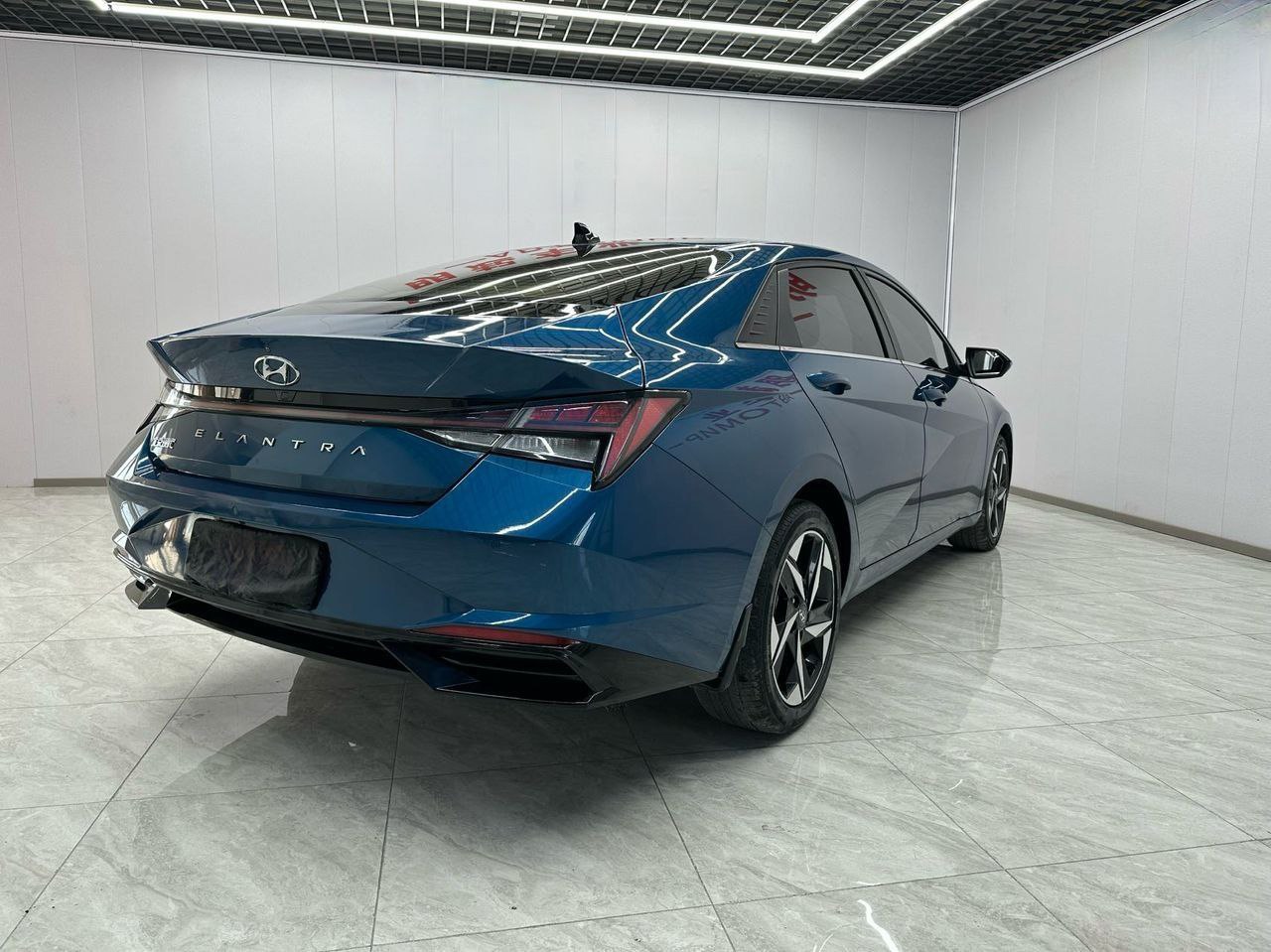 Hyundai Elantra 1.5L 115 л.с. CVT LUX 2020 — изображение 6