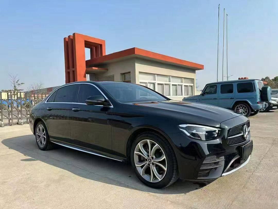 Mercedes-Benz E300L 2.0T 2023