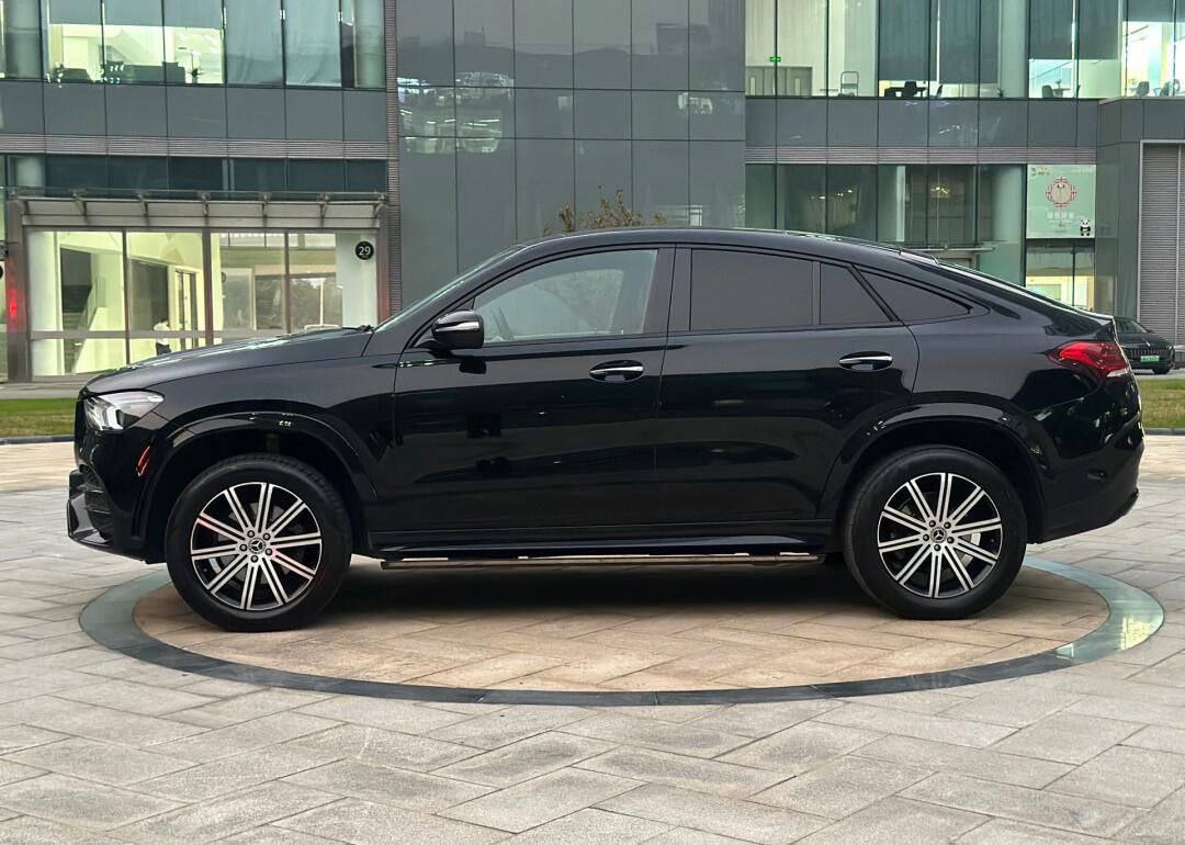 Mercedes-Benz GLE350 Coupe 4MATIC 2.0T 2021 — изображение 2