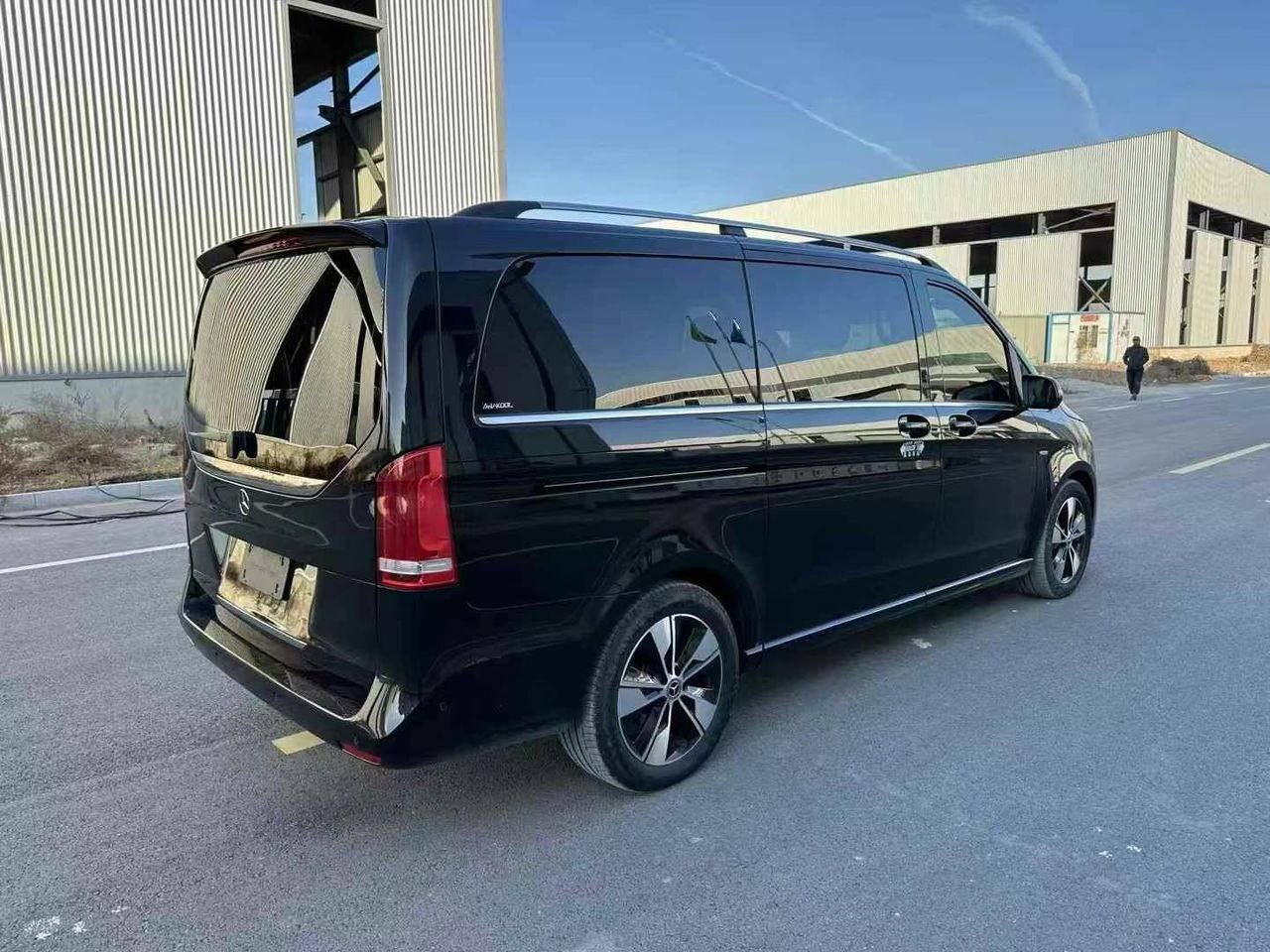 Mercedes-Benz V260 2.0T 2022 — изображение 4