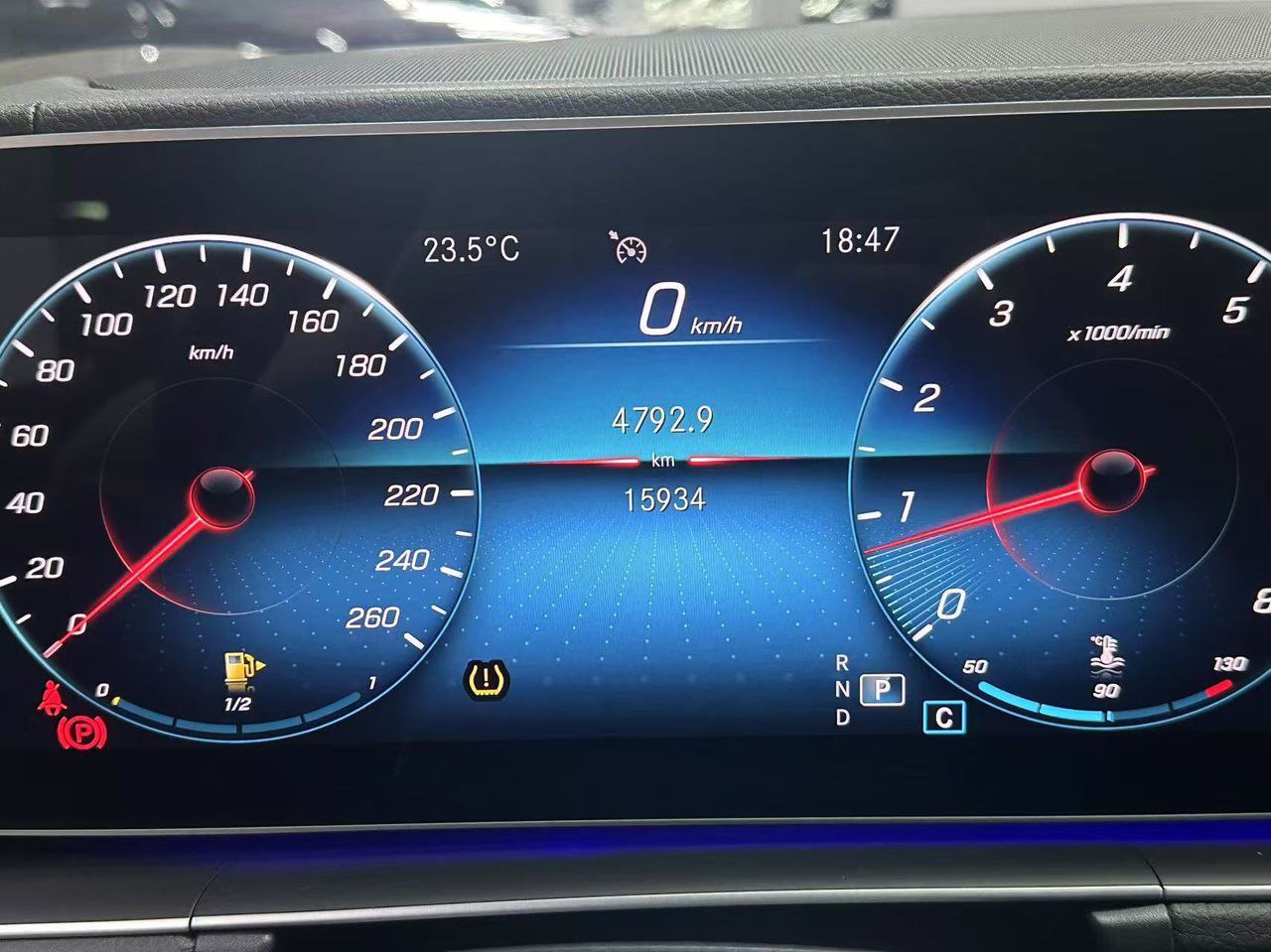 Mercedes-Benz GLE 350 4MATIC 2021 — изображение 7