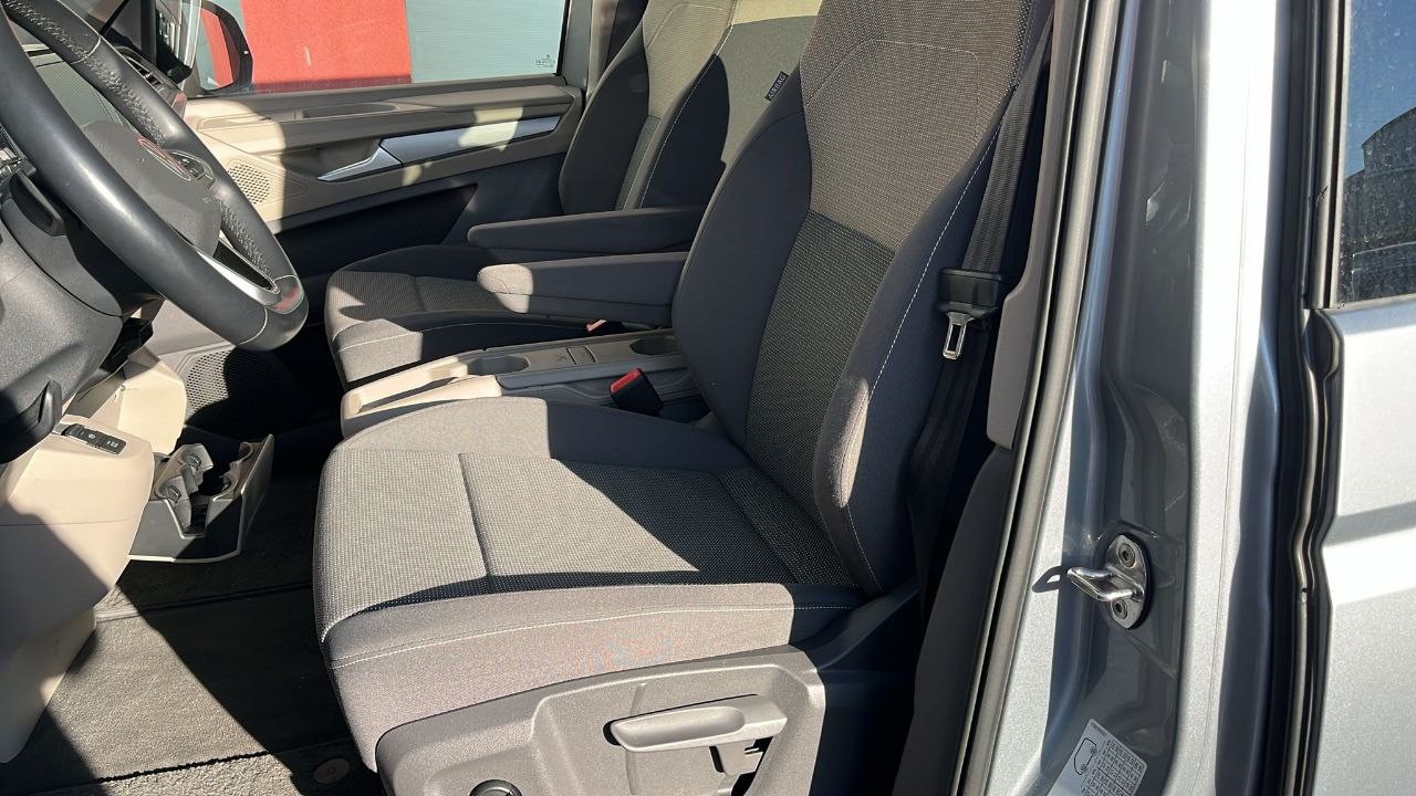 Volkswagen Multivan 1,5T 2022 — изображение 4