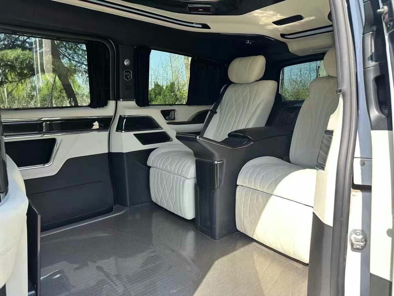 Mercedes-Benz V 260 2020 — изображение 9