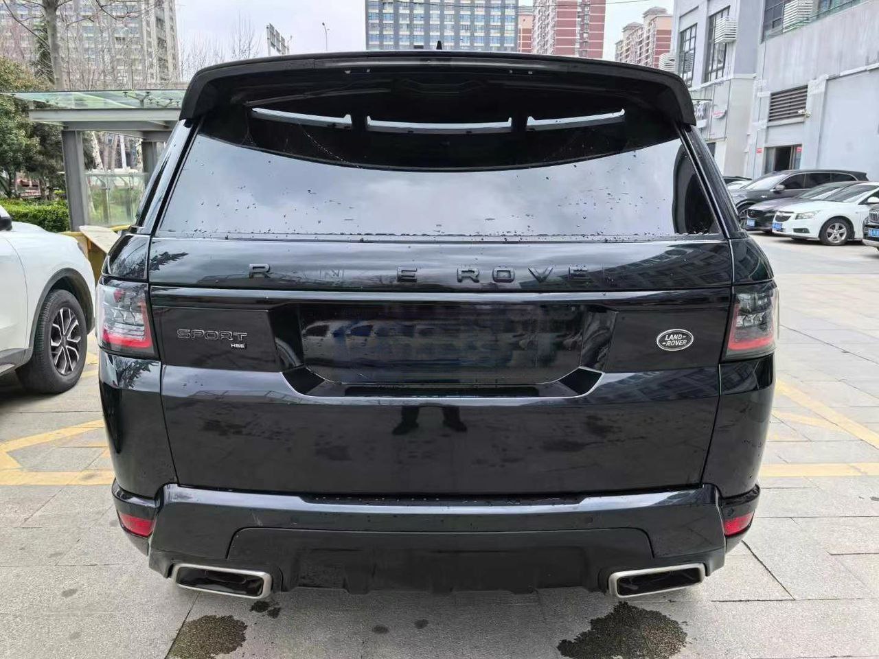 Land Rover Range Rover Sport 3.0T 360 л.с. Black Edition 2020 — изображение 4