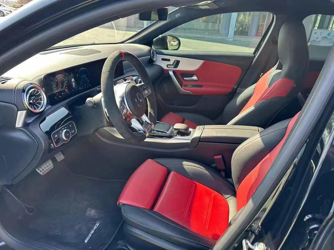 Mercedes-Benz AMG A35 4MATIC 2021 — изображение 8