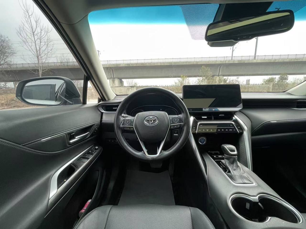 Toyota Harrier 4WD 2021 — изображение 3