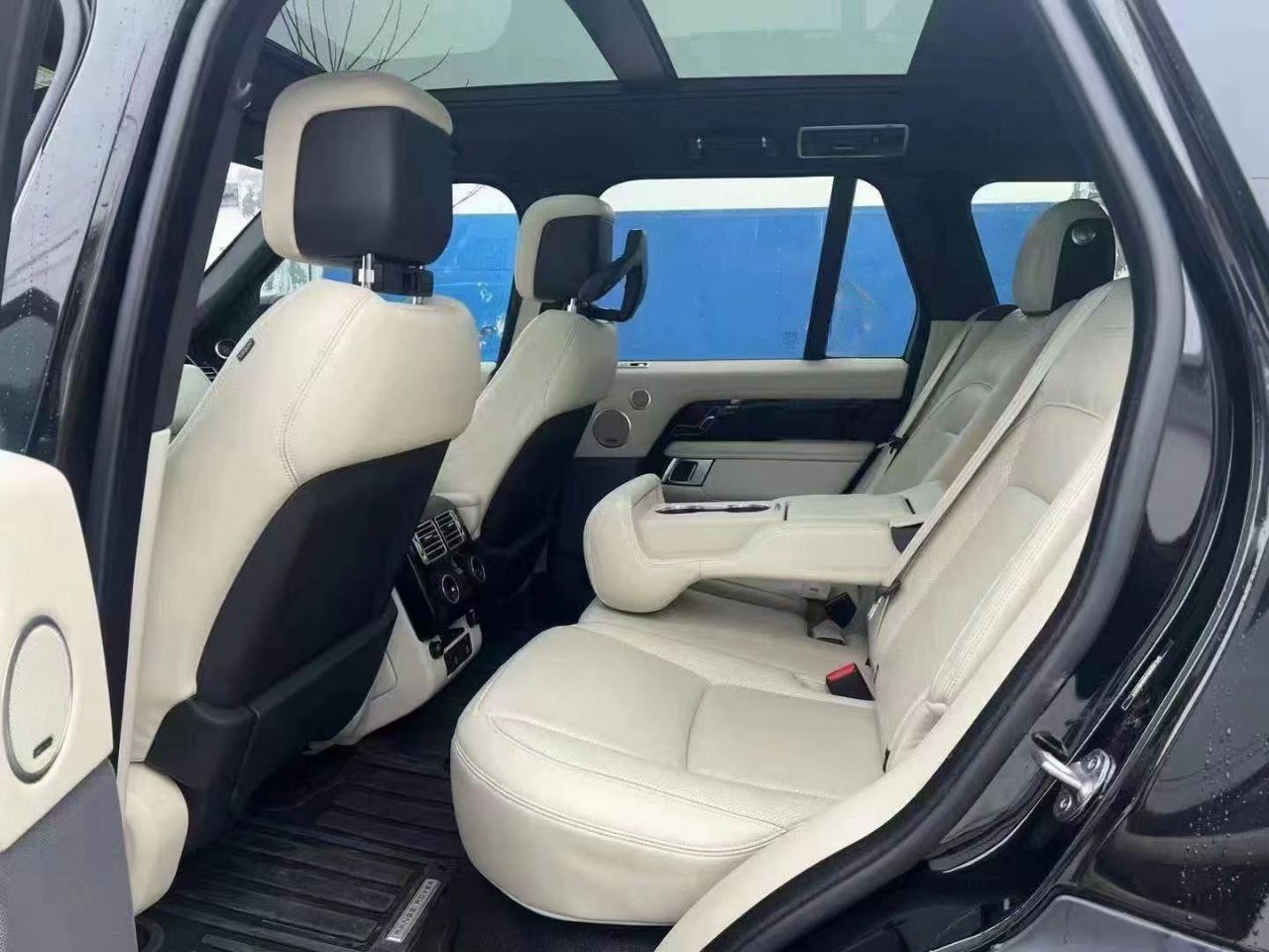 Land Rover Range Rover Sport 2022 — изображение 9