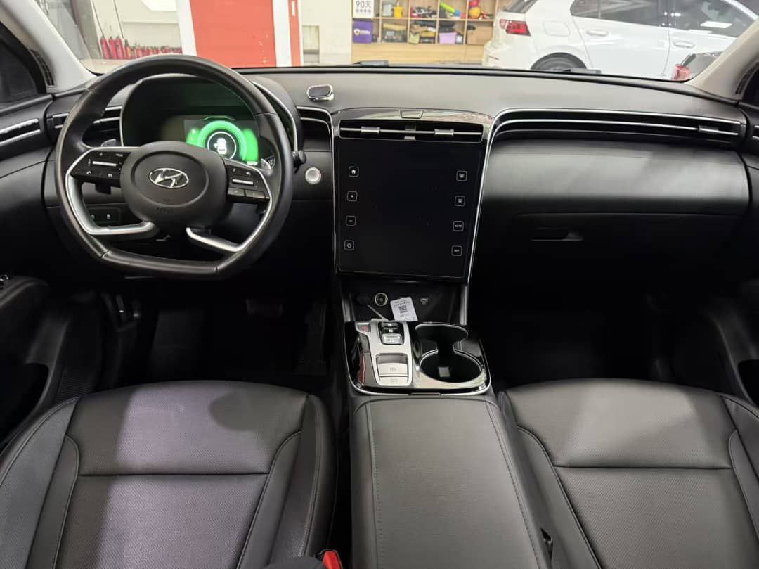 Hyundai Tucson L1.5T GLX 2022 — изображение 6