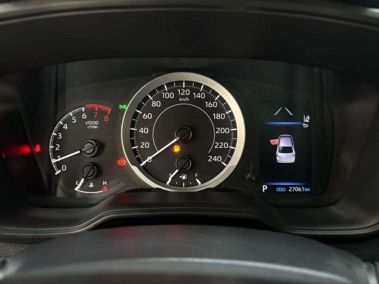 Toyota Corolla 1.2T S-CVT PLUS 2021 — изображение 6