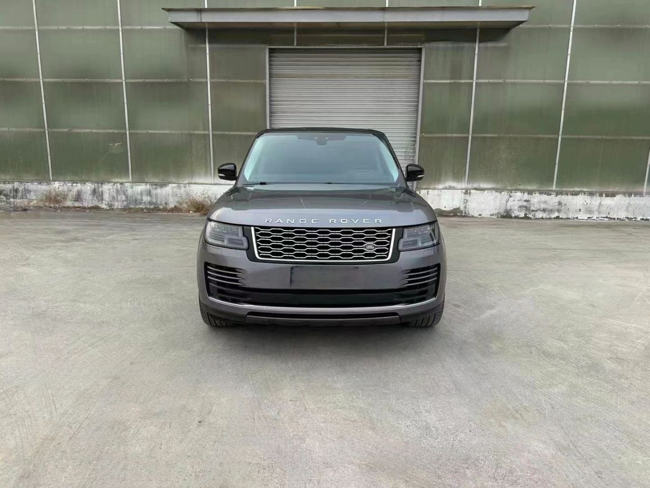 Range Rover Vogue Grand Edition 3.0T 2021 — изображение 2