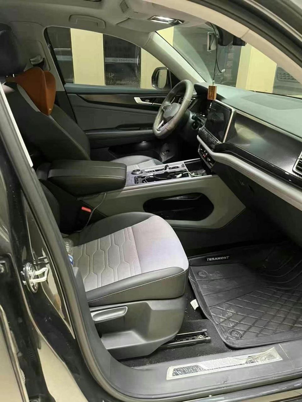 Volkswagen Teramont X 2.0T 4WD 2021 — изображение 4