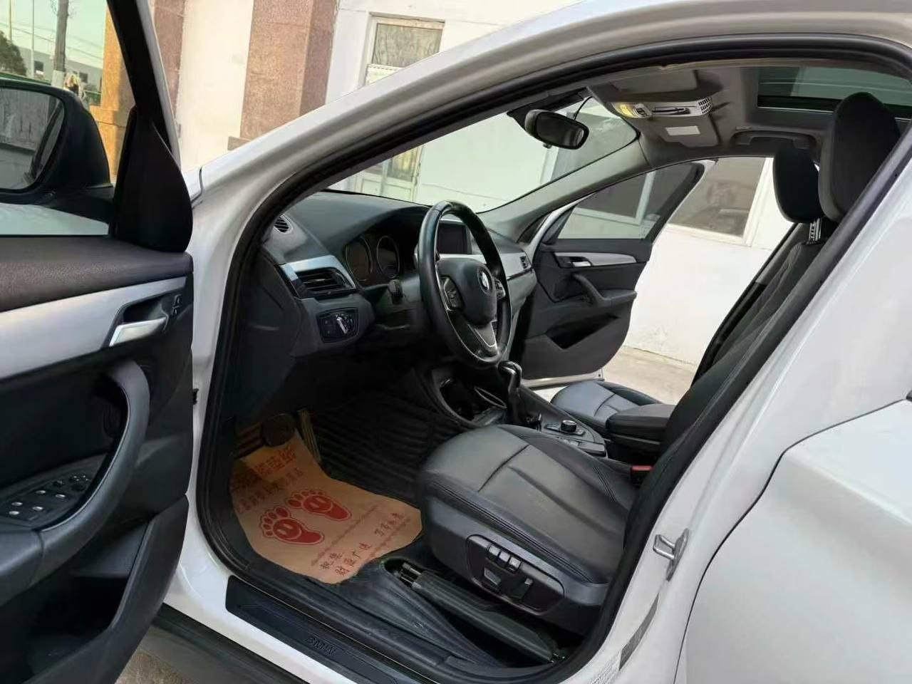 BMW X1 1.5T 140HP 2WD 2021 — изображение 5