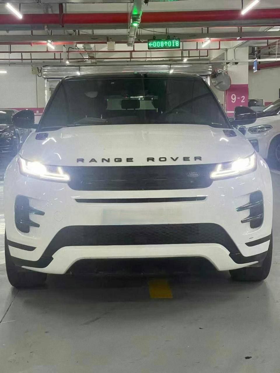 Land Rover Range Rover Evoque 249PS R-Dynamic S — изображение 3
