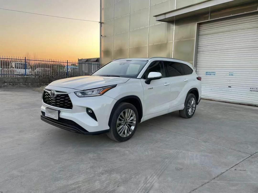 Toyota Highlander Hybrid 2.5L 4WD 2023