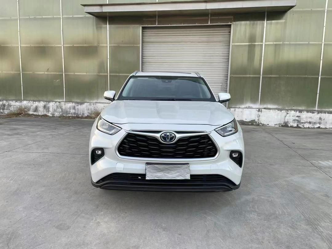 Toyota Highlander Hybrid 2.5L 4WD 2023 — изображение 2
