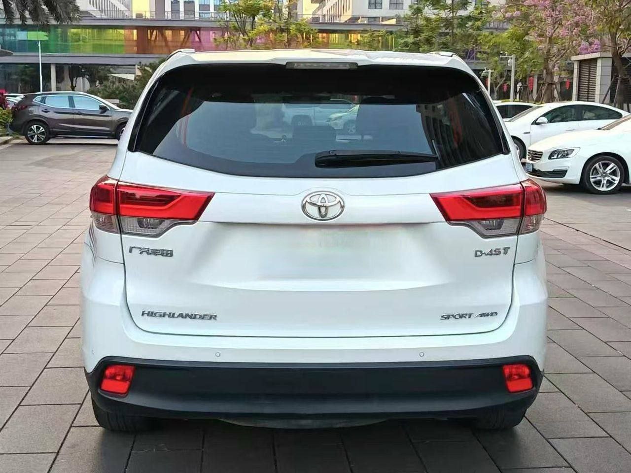 Toyota Highlander 2.0T 2020 — изображение 4