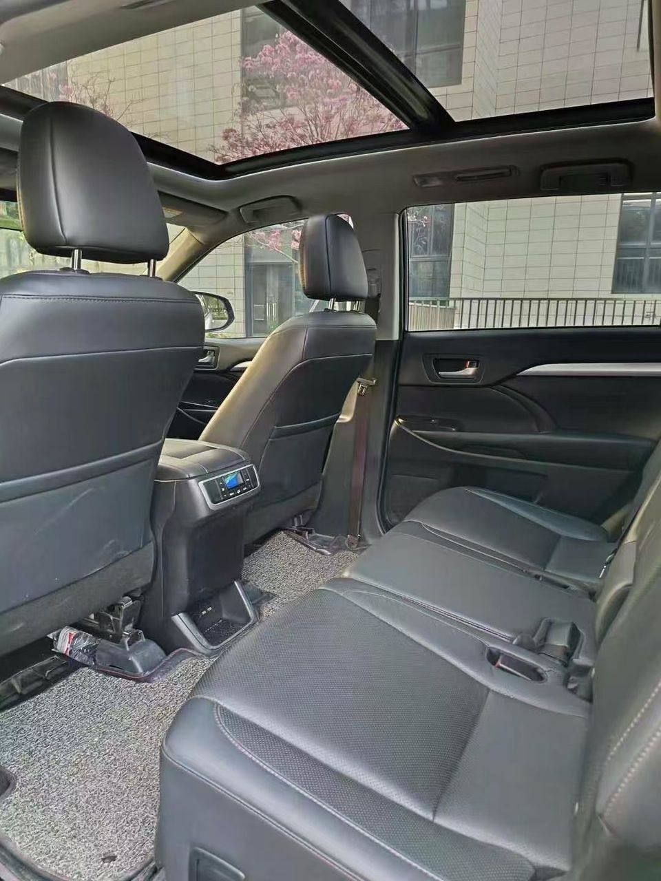 Toyota Highlander 2.0T 2020 — изображение 6