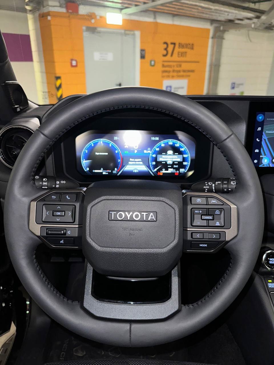 Toyota Prado 2.4 бензин 2024 — изображение 7