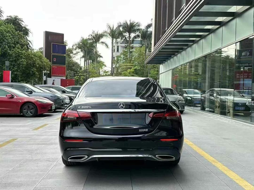 Mercedes-Benz E300L 2.0T 258 л.с. Sports Fashion Edition 2021 — изображение 4