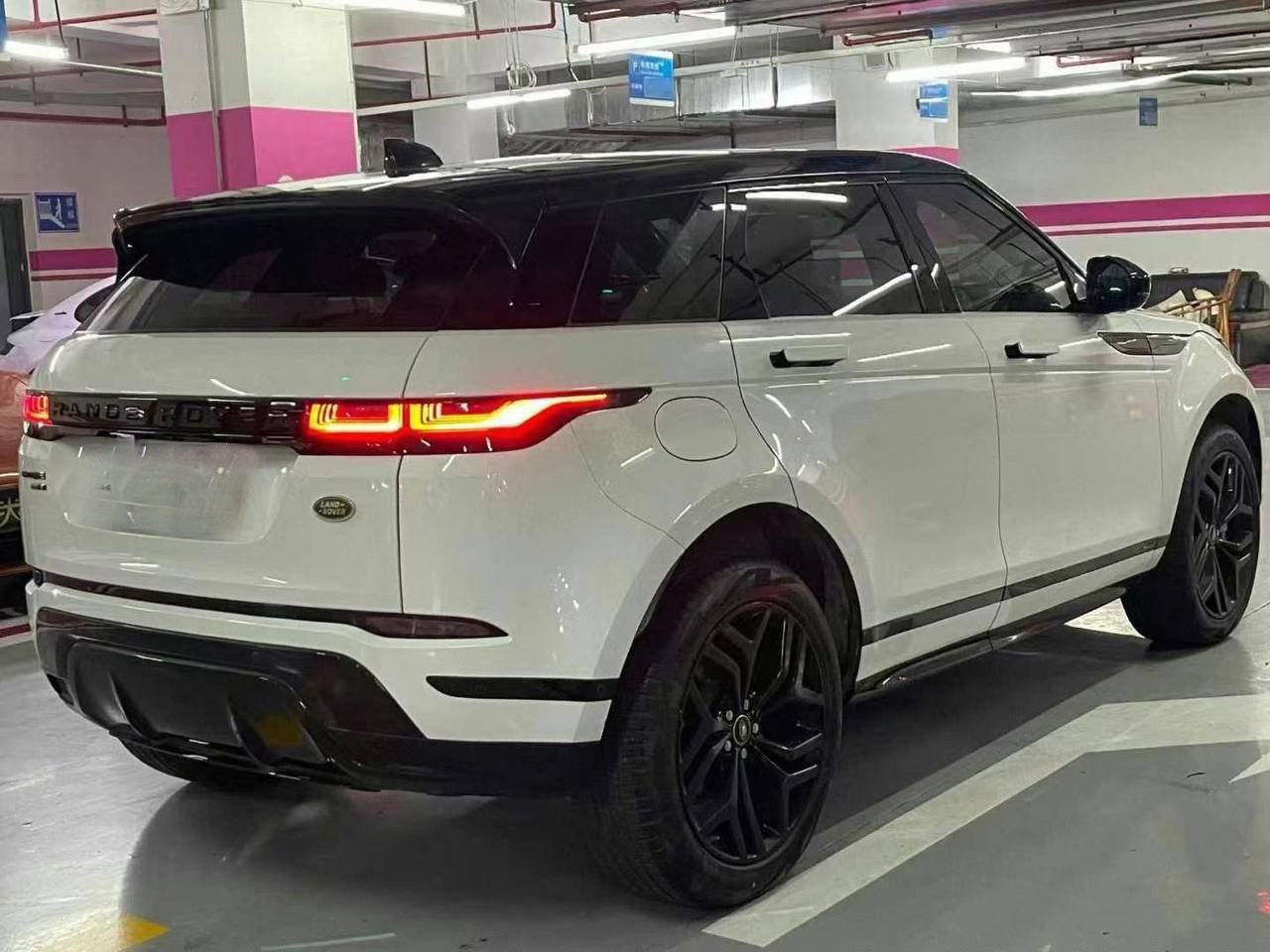 Land Rover Range Rover Evoque 249PS R-Dynamic S — изображение 5