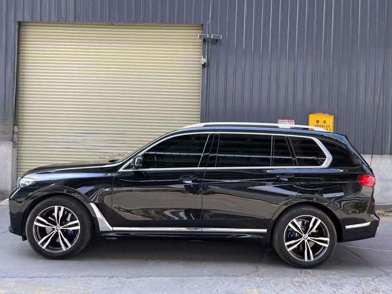 BMW X7 xDrive40i 3.0T 4WD 2022 — изображение 3