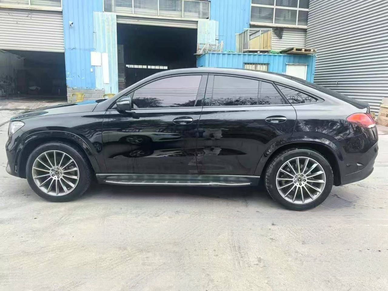 Mercedes-Benz GLE450 Coupe 4MATIC Luxury 2022 — изображение 3